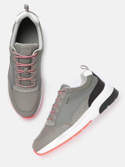 Adidas tubular invader myntra hot sale
