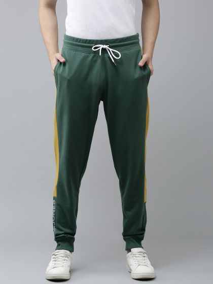 Fila side hotsell stripe pants