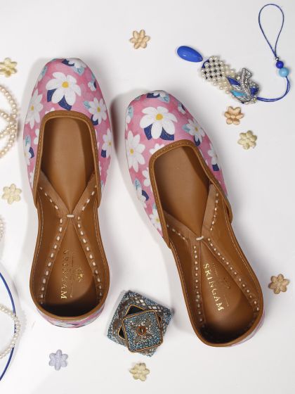 Buy Catwalk Women Multicoloured Flats Flats for Women 668147