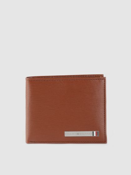 Tommy Saffiano Passport Holder