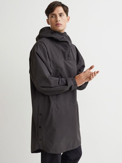 Buy The North Face Men Black Colourblocked Hooded Sporty Jacket - Jackets  for Men 2260329 | Myntra