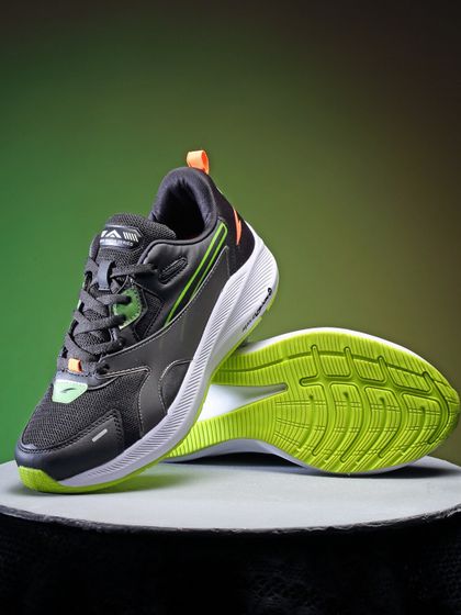 non marking shoes nike