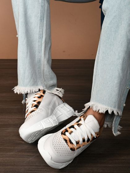 Ultimamotion womens sales slip-on sneakers