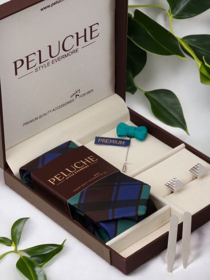 Louis Philippe Gift Set : Buy Louis Philippe Men Navy Blue Solid Belt And  Wallet Online