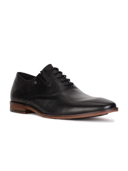 Hush puppies best sale formal shoes myntra