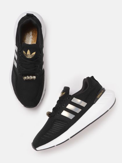 Adidas swift run hotsell women black and gold