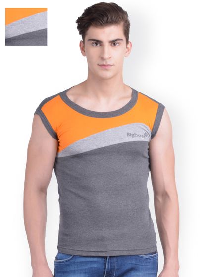 Buy Dollar Bigboss Men Pack 2 Vest Innerwear Vests For Men 2497742 Myntra Convert 1 us dollar to nigerian naira. myntra