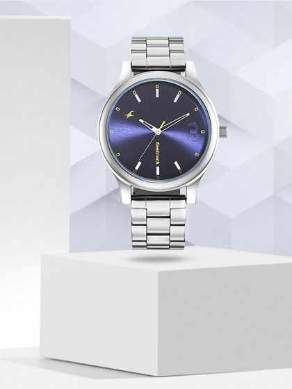 Nb3039sm02 blue deals analogue watch