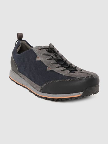 clarks gym shoes