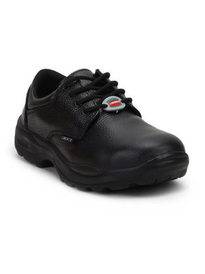 Woodland on sale boots myntra
