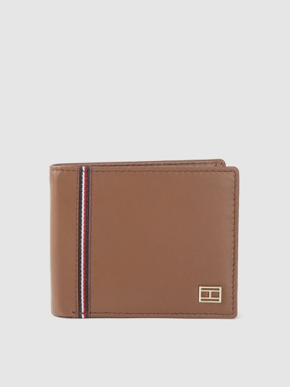 Tommy hilfiger wallet tan store