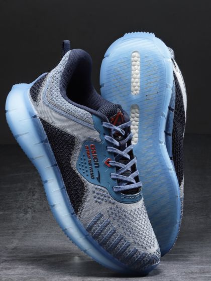 Nike air zoom yorker cricket shoes top