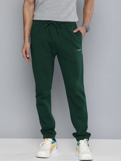 Levis joggers deals mens