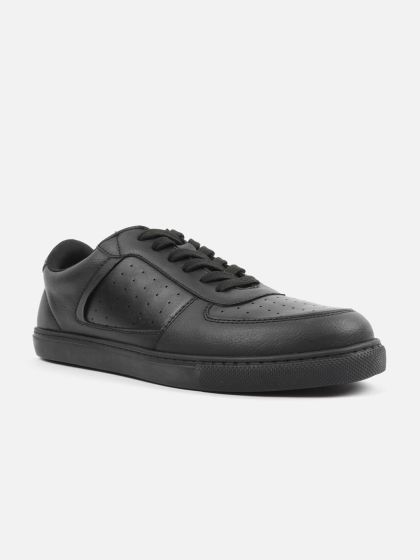Levi's men's prellude sneakers on sale