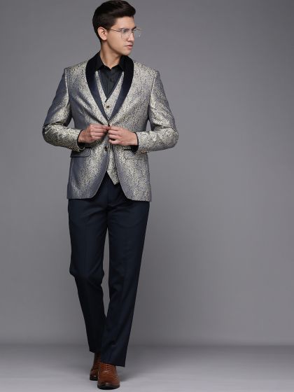 Buy LOUIS PHILIPPE Black Textured Polyester Viscose Slim Fit Men's Formal  Suit