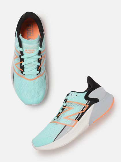 Mizuno maximizer online 18 running shoes