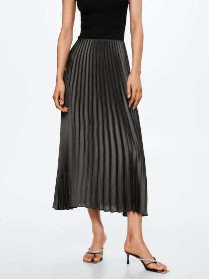 Black skirt zalora discount