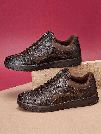 Levi's picasso sneakers store