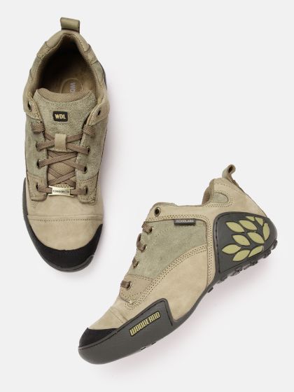 Buy Woodland Men Camel Brown Solid Leather Mid Top Flat Boots