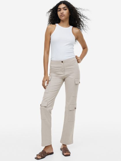 Low-waisted cargo trousers