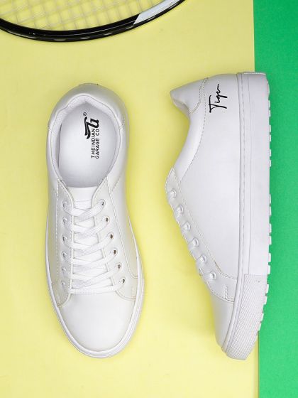 Numero uno discount white sneakers