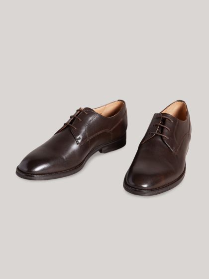 Buy Clarks Men Tan Leather Conwell Wing Formal Derbys Formal