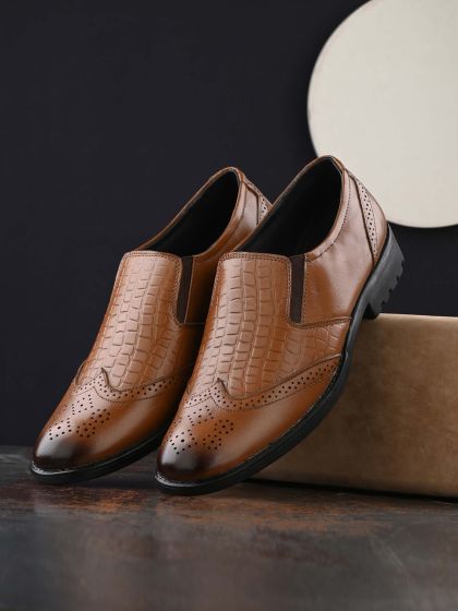 Hush puppies hotsell formal shoes myntra