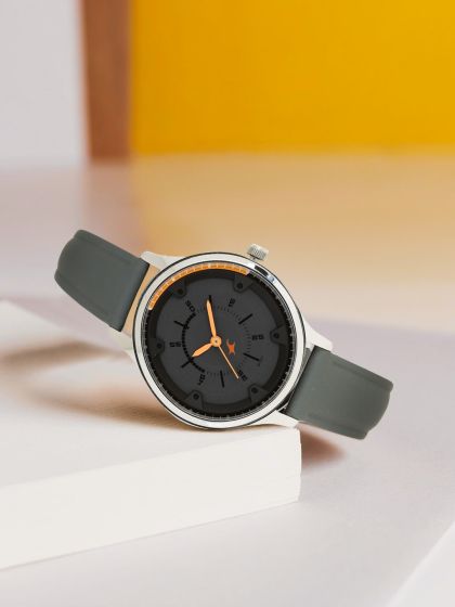 Buy Fastrack Women Blue Genuine Leather Analogue Watch 68010SL04