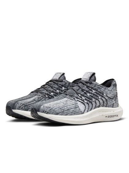 Air zoom free rn best sale distance 2 men鈥檚 running shoe