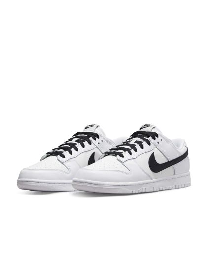 Nike dunk sale black and white