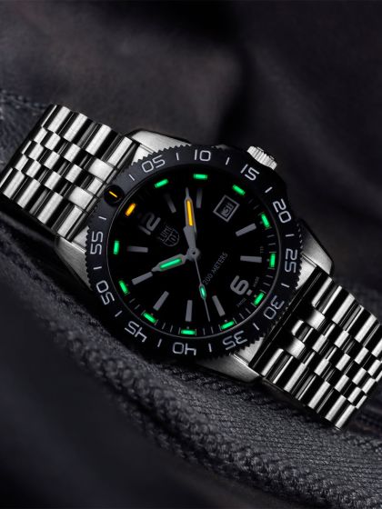 Casio amw s820d shop