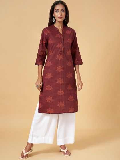 RANGMANCH BY PANTALOONS Women Red & Gold-Toned Ethnic Motifs Round