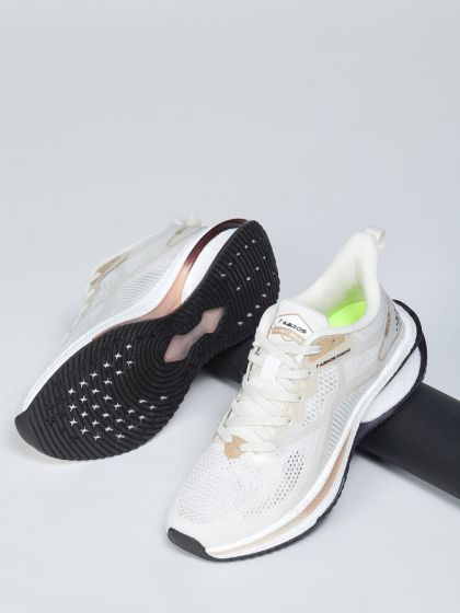 Buy Reebok Men s Easytone Inspire White Shoe Sports Shoes for