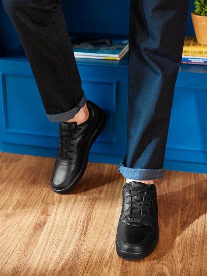 Buy Nike Men Black Blazer Low 