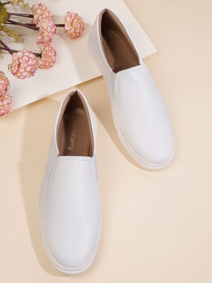 White quilted slip on sneakers hotsell
