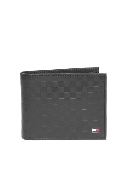 Tommy hilfiger wallets cheap myntra