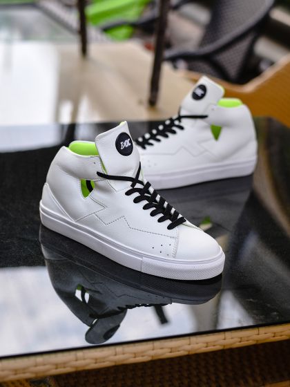 Gas shoes myntra new arrivals