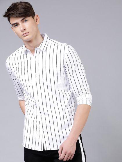 Buy INVICTUS Men Black & White Slim Fit Striped Smart Casual Shirt - Shirts  for Men 8352555
