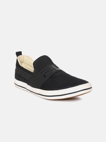 Fila relaxer myntra clearance