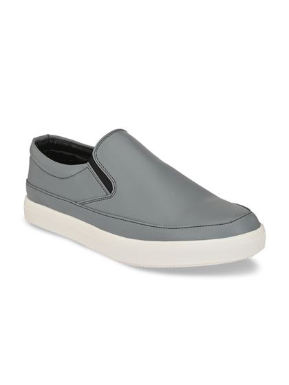 sparx slip ons