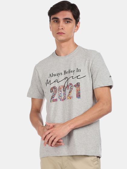Buy Nike Men Yellow Los Angeles Lakers 