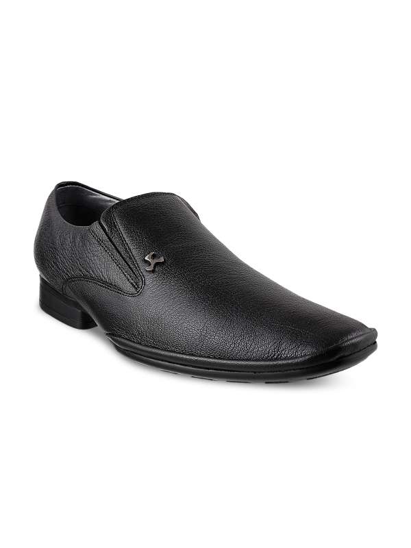 Men Mochi Footwear - Buy Men Mochi Footwear online in India