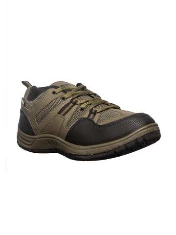 khadims trekking shoes