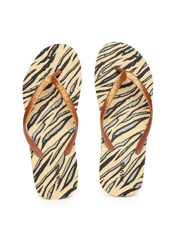 heeled flip flops online india