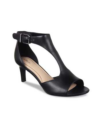 clarks women's sandals with heels
