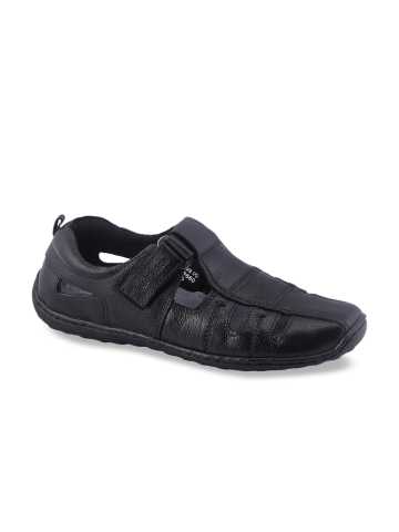 khadims crocs