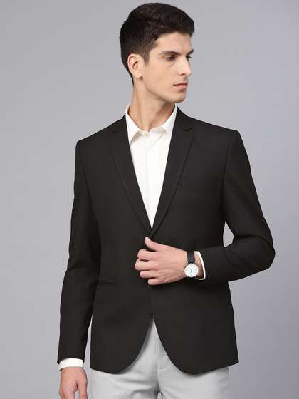 MANQ Men Black Slim
                        Fit Solid Single Breasted Formal Blazer