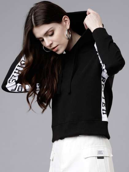 Assassin's creed hoodie myntra cheap