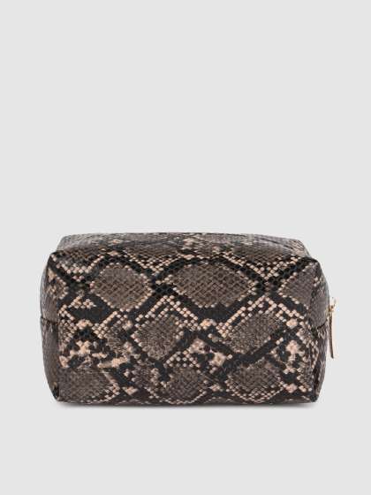 makeup pouch myntra