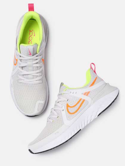 nike running shoes white
